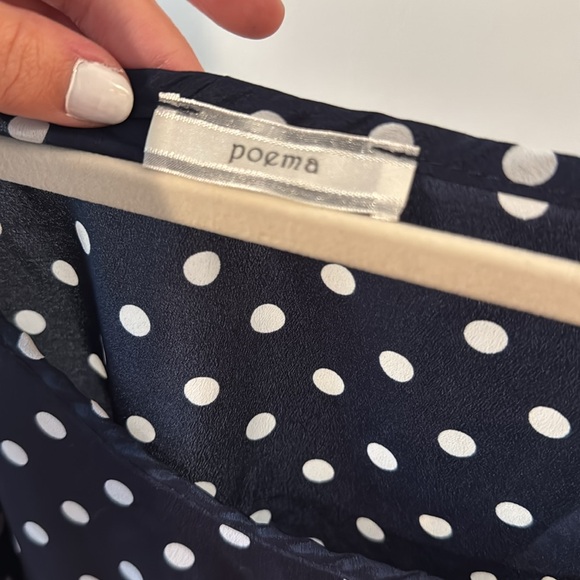 Cute Navy Porma Polka Dotted Blouse - Picture 3 of 4